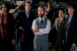 Fantastic Beasts: uncover The Secrets of Dumbledore in new featurettes